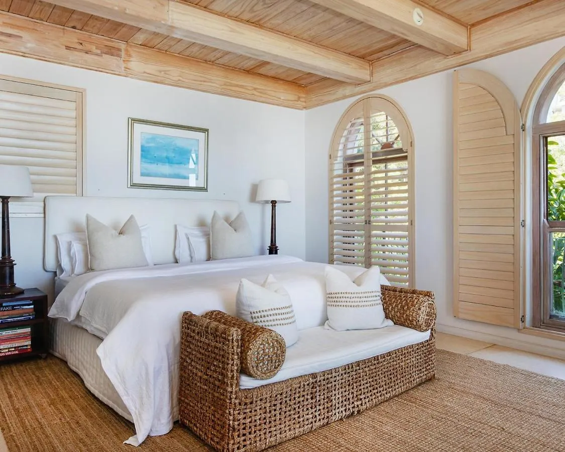 Villa Del Mar: Luxurious Sea View Suite in Bantry Bay Cape Town