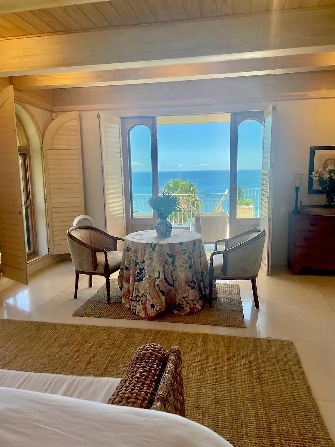 Villa Del Mar: Luxurious Sea View Suite in Bantry Bay Cape Town