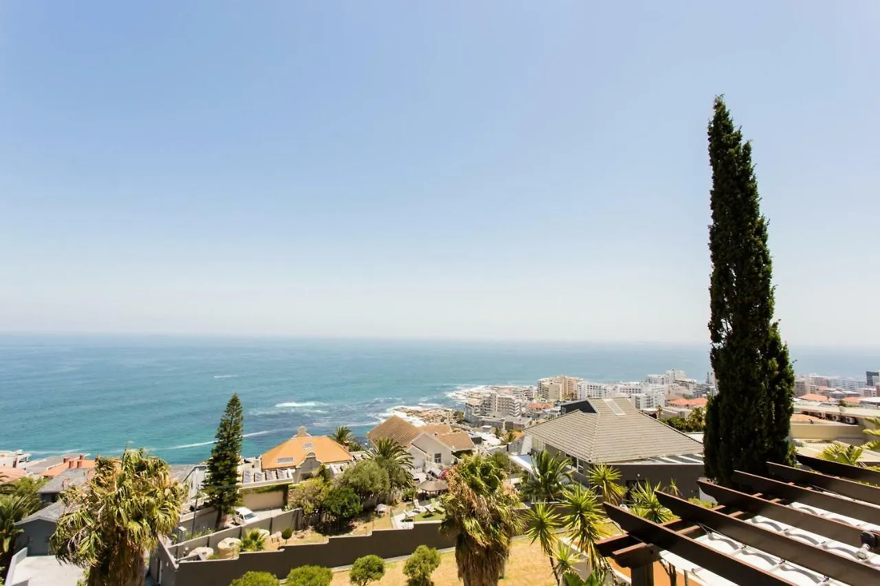 Villa Del Mar: Luxurious Sea View Suite in Bantry Bay Cape Town